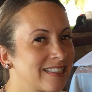 Meet your Posher, Cherry